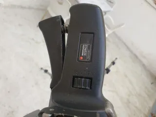 Trípode Manfrotto 055MF3 + Rótula 322RC2