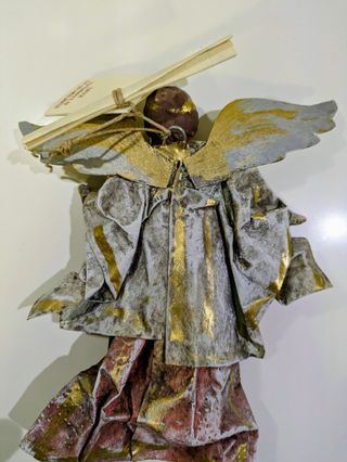 Ángel artesanía papel maché Lecce Italia