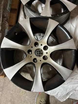 Llantas BMW 18”.