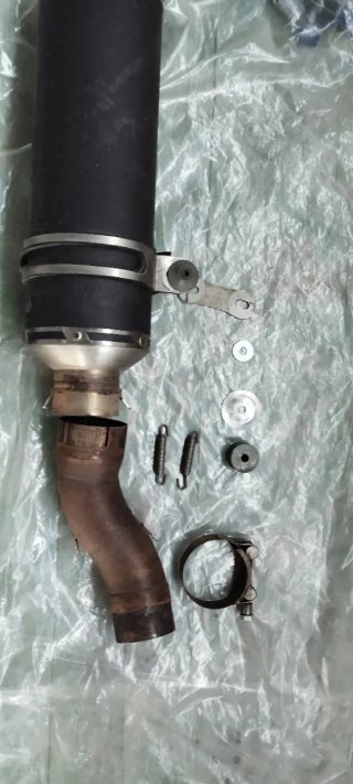 Tubo de escape BMW R1200GS Carbono