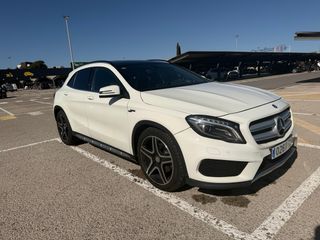 Mercedes-Benz GLA 220 4matic amg