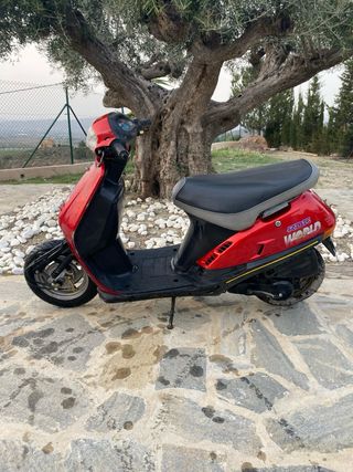 Kymco DJ 50 Scooter