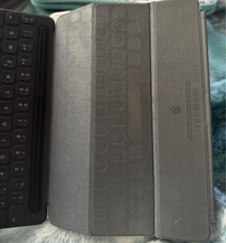 iPad con Apple Pencil original + teclado original