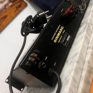 Amplificador Sinmarc 500W Negro