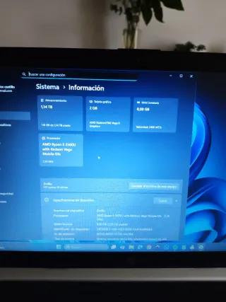 Ordenador portátil HP 8GB RAM 1TB Almacenamiento