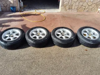 Llantas y neumáticos Mitsubishi