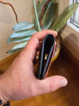 Cartera artesanal (vaquetilla)