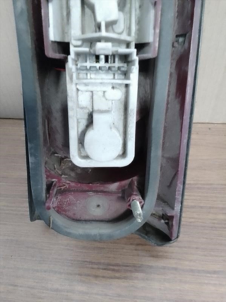 Piloto trasero izquierdo Renault Express F