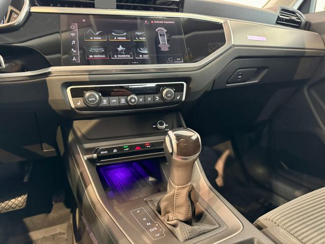 AUDI Q3 45 TFSIe SPORTBACK 245cv IVA HISTORIAL REV