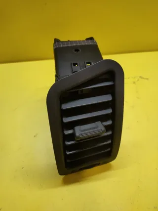 AIREADOR IZQUIERDO SALPICADERO TERRANO II MAVERICK