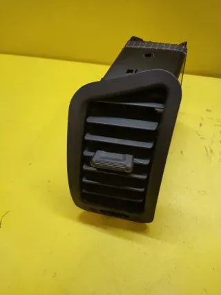 AIREADOR IZQUIERDO SALPICADERO TERRANO II MAVERICK