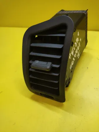 AIREADOR IZQUIERDO SALPICADERO TERRANO II MAVERICK