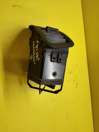 AIREADOR IZQUIERDO SALPICADERO TERRANO II MAVERICK