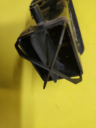 AIREADOR IZQUIERDO SALPICADERO TERRANO II MAVERICK