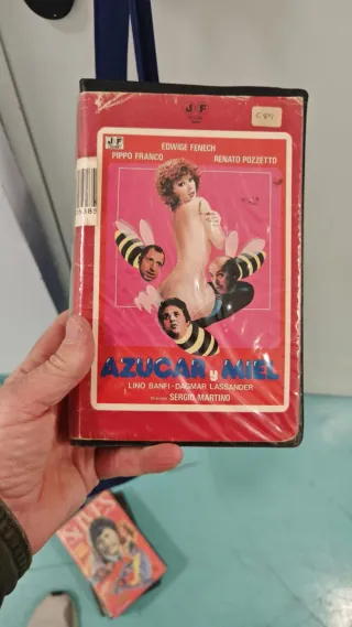 VHS Hombres Salvajes, Bestias Salvajes