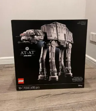 LEGO AT-AT 75313 Star Wars UCS