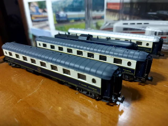 Lote 4 vagones Pullman Express N
