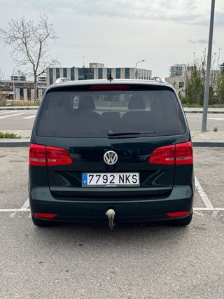 Volkswagen Touran 2012 TDI highline