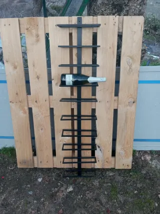 Botellero de pared para 10 botellas