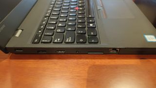 Lenovo T560 Portátil