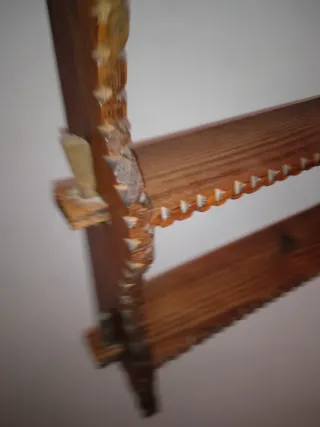 Estantería madera tallada vintage