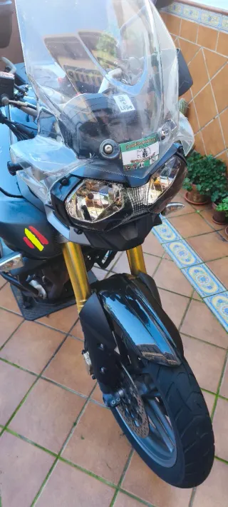 Triumph Tiger 800 ABS Negra.