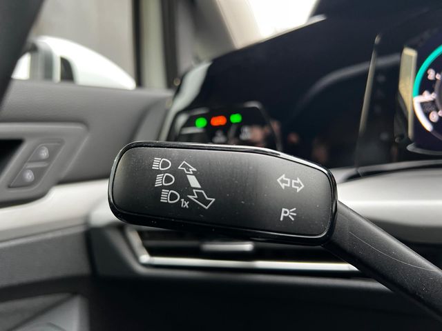 VOLKSWAGEN Golf Style 1.5 TSI