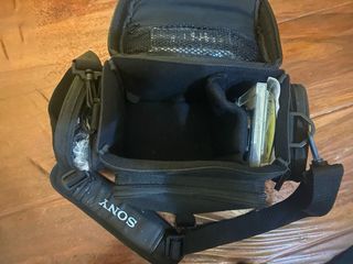 Videocamera DVD Hitachi DZ-MV550E Completa