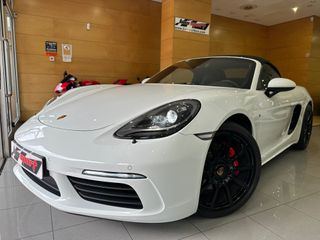 Porsche 718 Boxster 2016