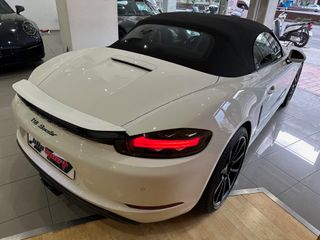 Porsche 718 Boxster 2016