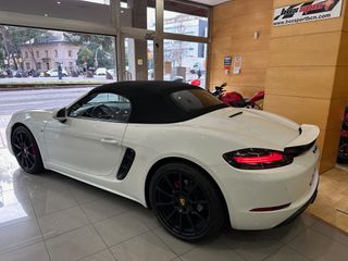 Porsche 718 Boxster 2016