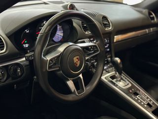 Porsche 718 Boxster 2016