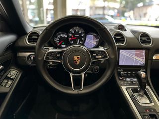 Porsche 718 Boxster 2016