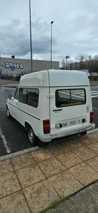 SE VENDE RENAULT 4 F6
