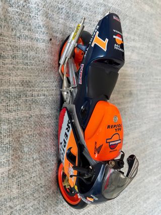 Modellino Moto Repsol Honda HRC