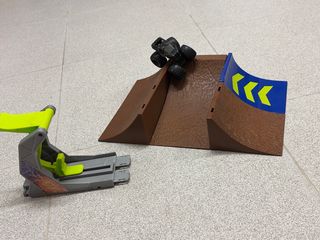 Pistas +Maletín Hot Wheels Track Builder Pistas