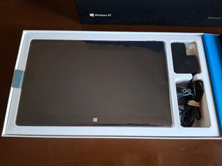 Microsoft Surface RT 64GB con Teclado. En caja.