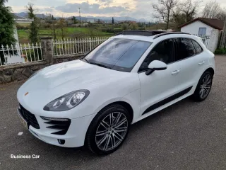 Porsche Macan S