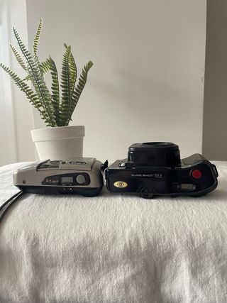 Pacchetto 2 Fotocamere Canon [AZ-100 e Sure Shot Tele]