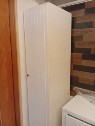 Armario blanco de madera 2m altura x 61 prof x 40