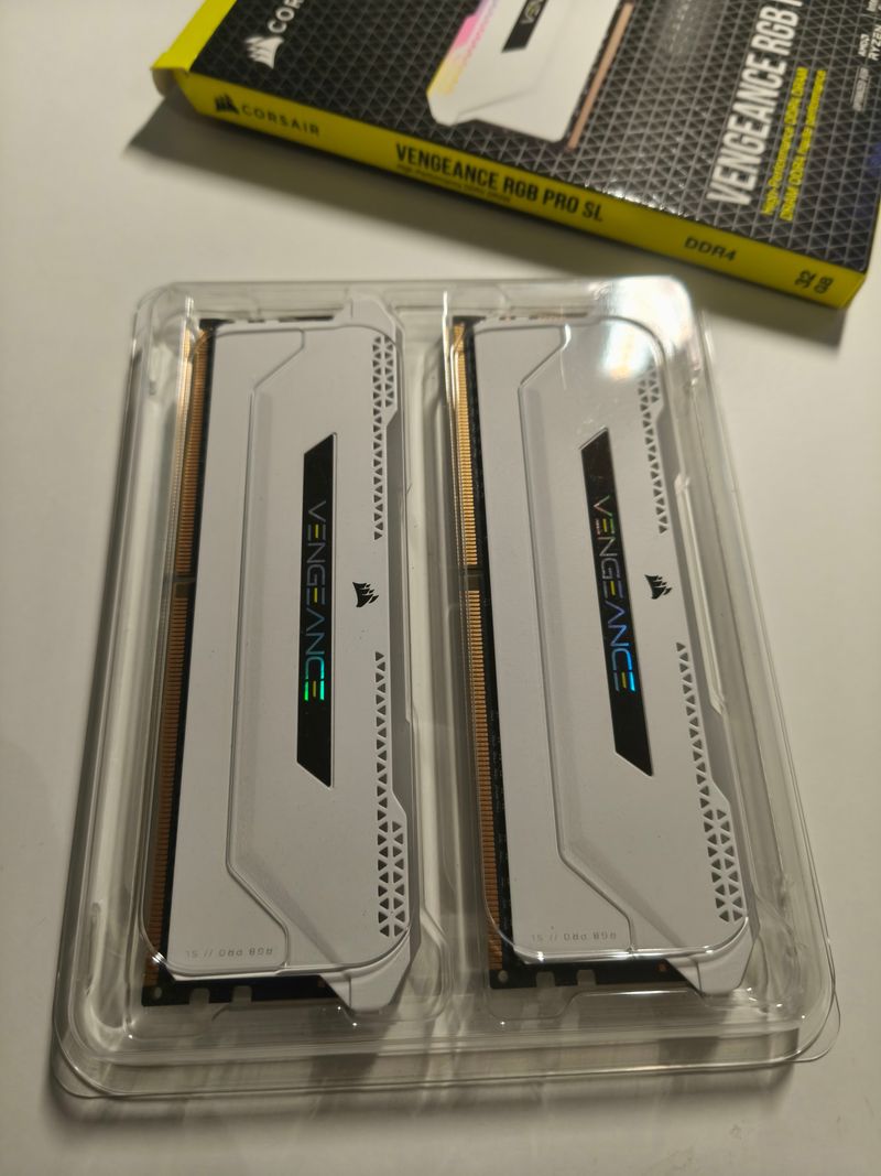 Corsair Vengeance RGB Pro SL DDR4 32GB cl16
