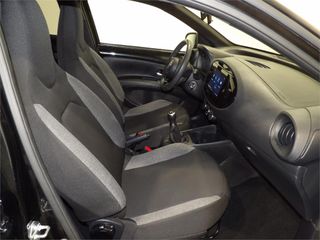 TOYOTA Aygo X Cross 1.0 VVT-I 72CV Play