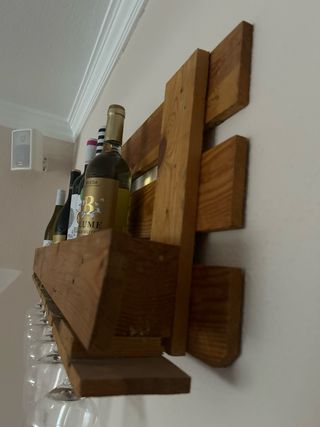 Botellero de madera con colgador copas