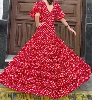 Traje de Flamenca Rojo de Lunares Talla 38/40
