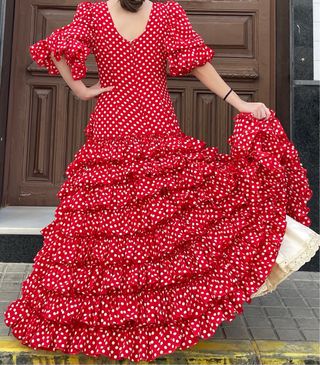 Traje de Flamenca Rojo de Lunares Talla 38/40