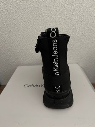 Botas Calvin Klein Jeans Mujer Negras Nuevas