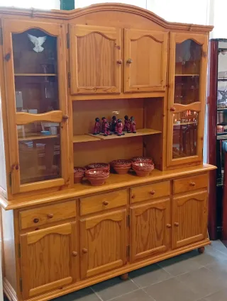 Alacena de Pino con Puertas de Cristal