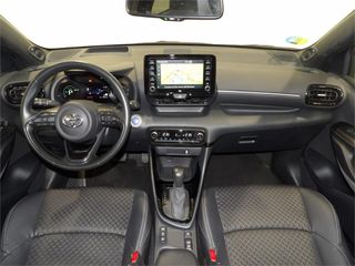 TOYOTA Yaris 1.5 120H Style