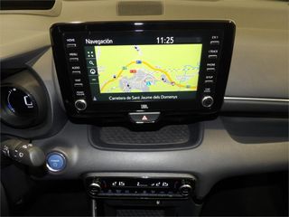 TOYOTA Yaris 1.5 120H Style