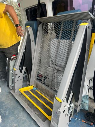 Rampa silla ruedas furgoneta